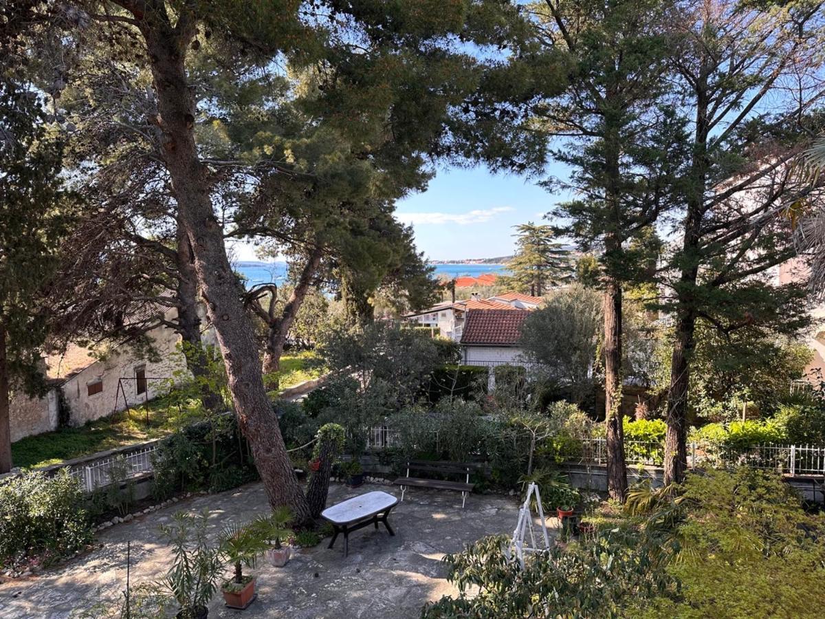 Beach Apartment - 50M From The Beach With Free Parking Biograd Na Moru Esterno foto